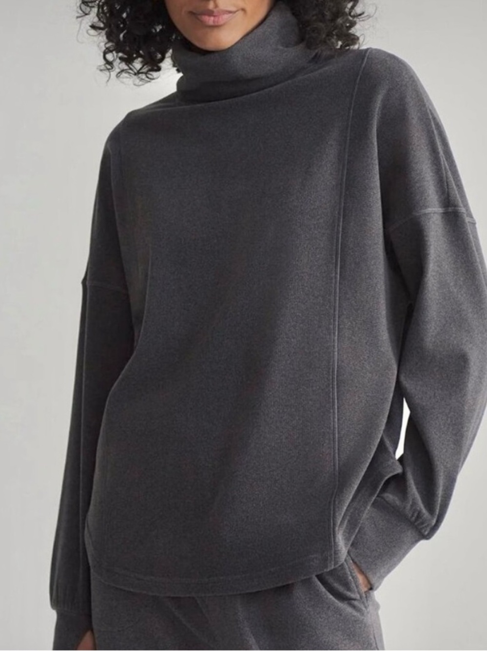 Varley Rainer Roll Neck Dark Grey Oversized Medium (missing style tag)